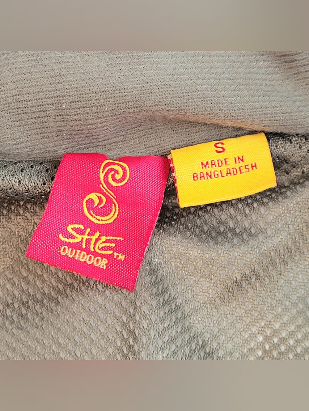 SHE Outdoor Rainwear Jacket Strata Womens Size Small Performance Rain Hunting - Picture 10 of 15